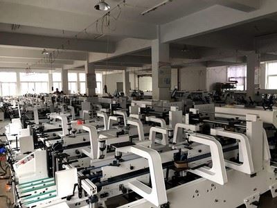 Máquina encoladora y plegadora SHH800AG