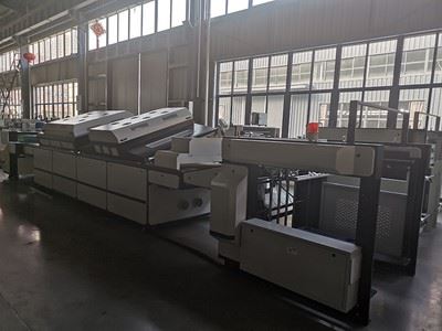 Máquina automática de barnizado UV de papel SA-1200